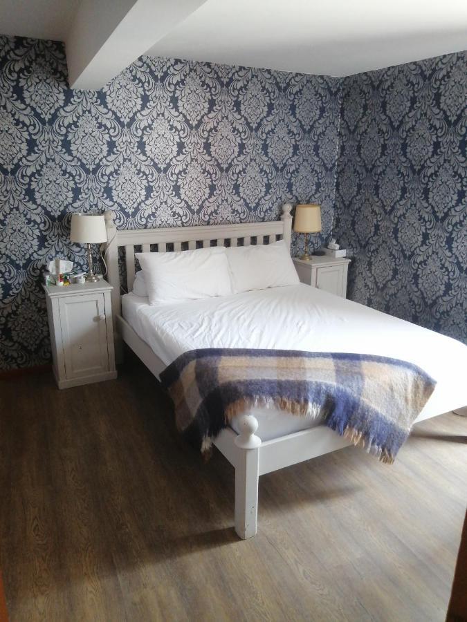 Bed and Breakfast The Courtyard Куиза Экстерьер фото